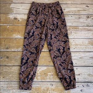 F21 paisley jogger style pants